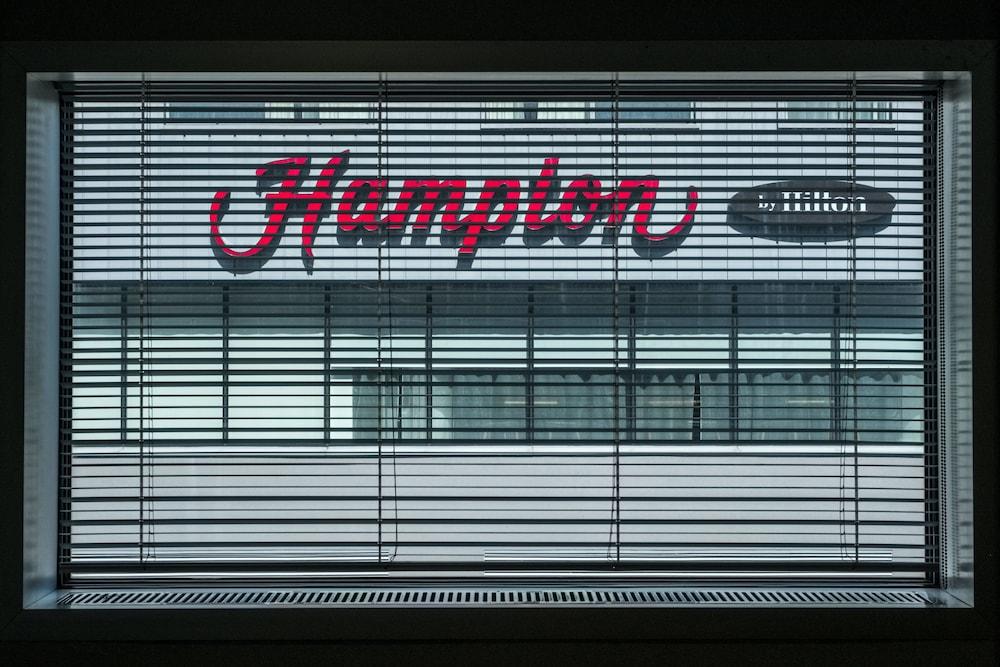 Hampton By Hilton London Gatwick Airport Ξενοδοχείο Χόρλι Εξωτερικό φωτογραφία